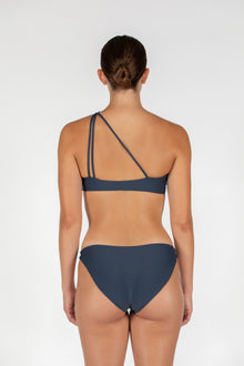 Queensland 2 Top | Cabana