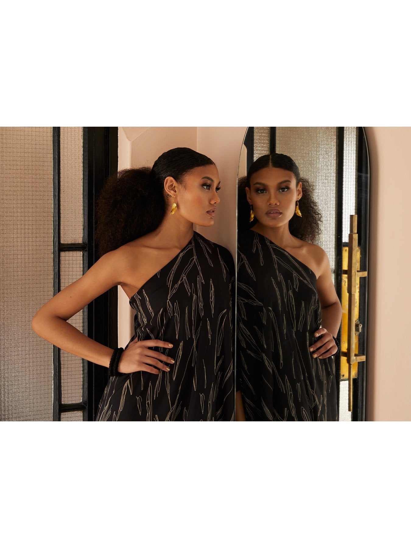 Satu Dress | Scribble Noir