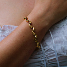 THE TEARDROP BRACELET - The M Jewelers