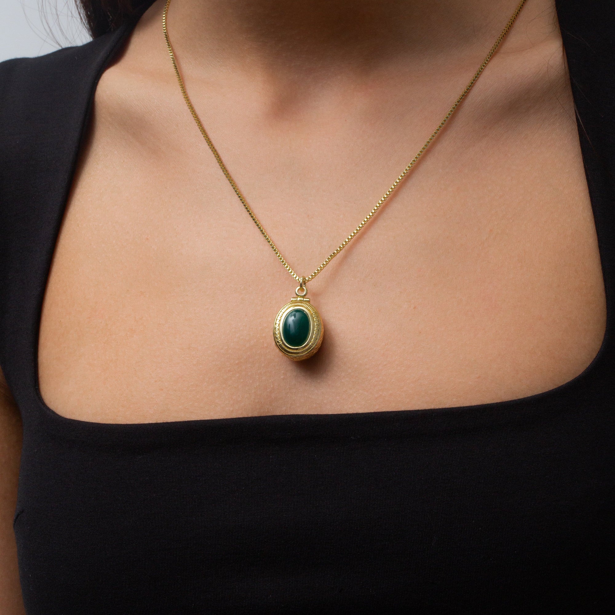The Emerald Heirloom Pendant Necklace | Gold
