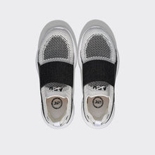 Youth's TechLoom Bliss | White / Black / Black / Ribbed