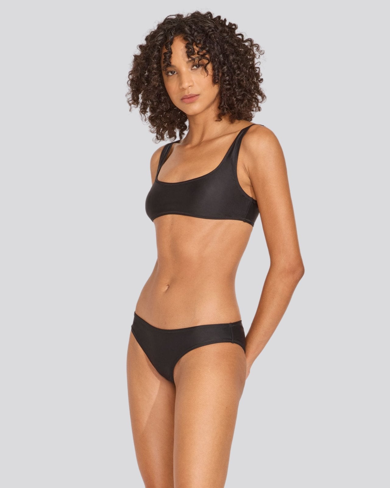 Women | Elle Bikini Top | Black