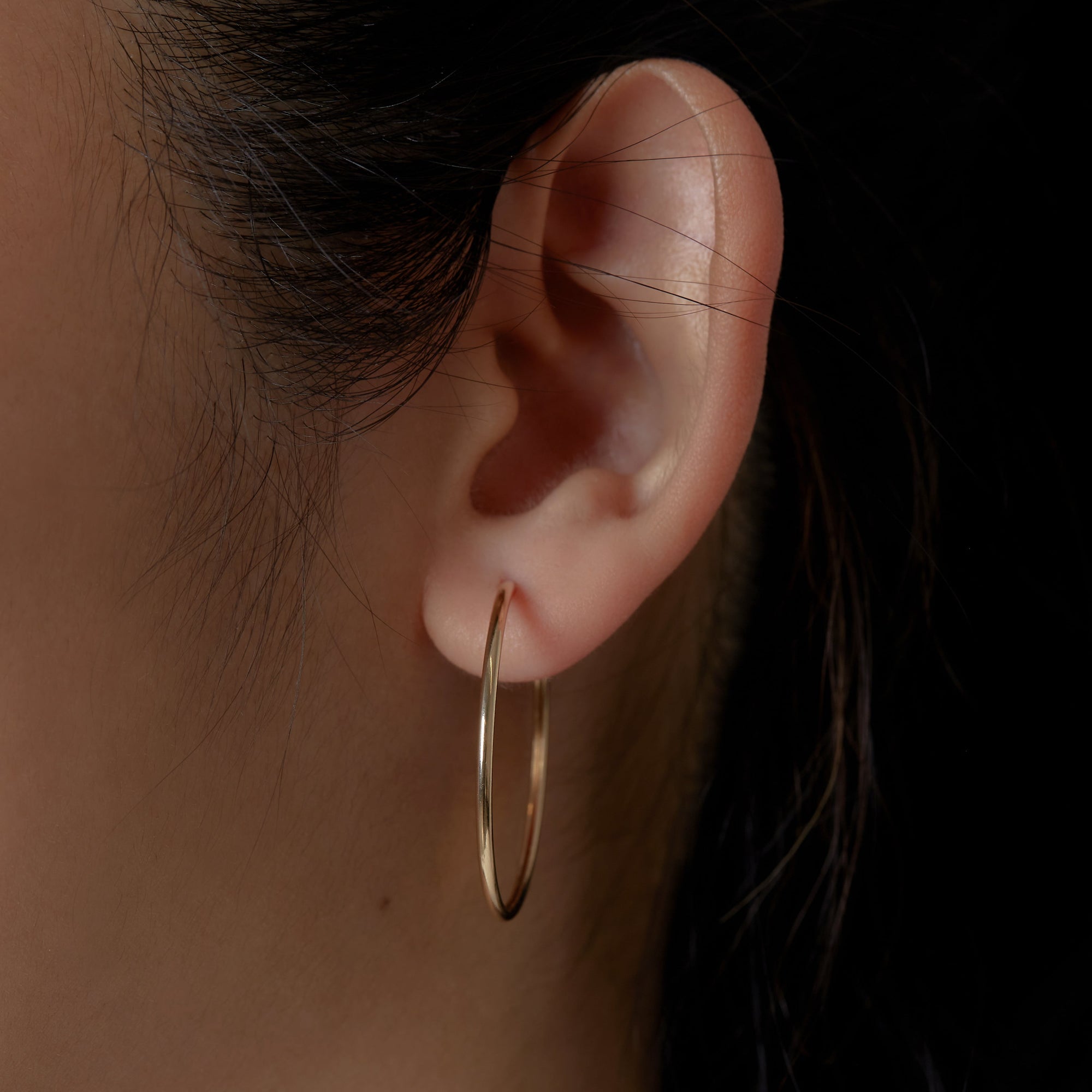 THE THIN MULBERRY HOOP EARRINGS - The M Jewelers
