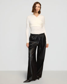 Helena | Theresa Ruched Off-Shoulder Long-Sleeve Tee in size Small