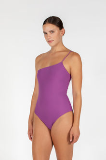 Toulon One Piece | Royal