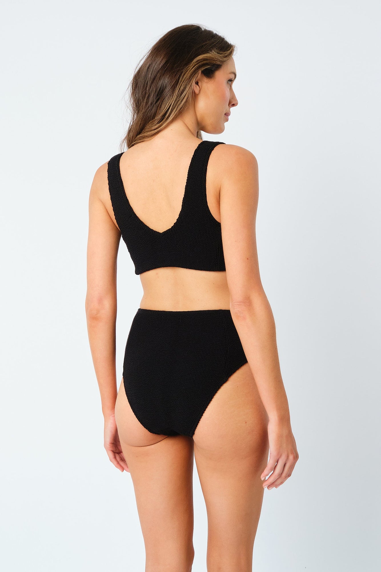 UNE PIECE-Crinkle Cut V-Neck Bikini Bralette with Ring BLACK