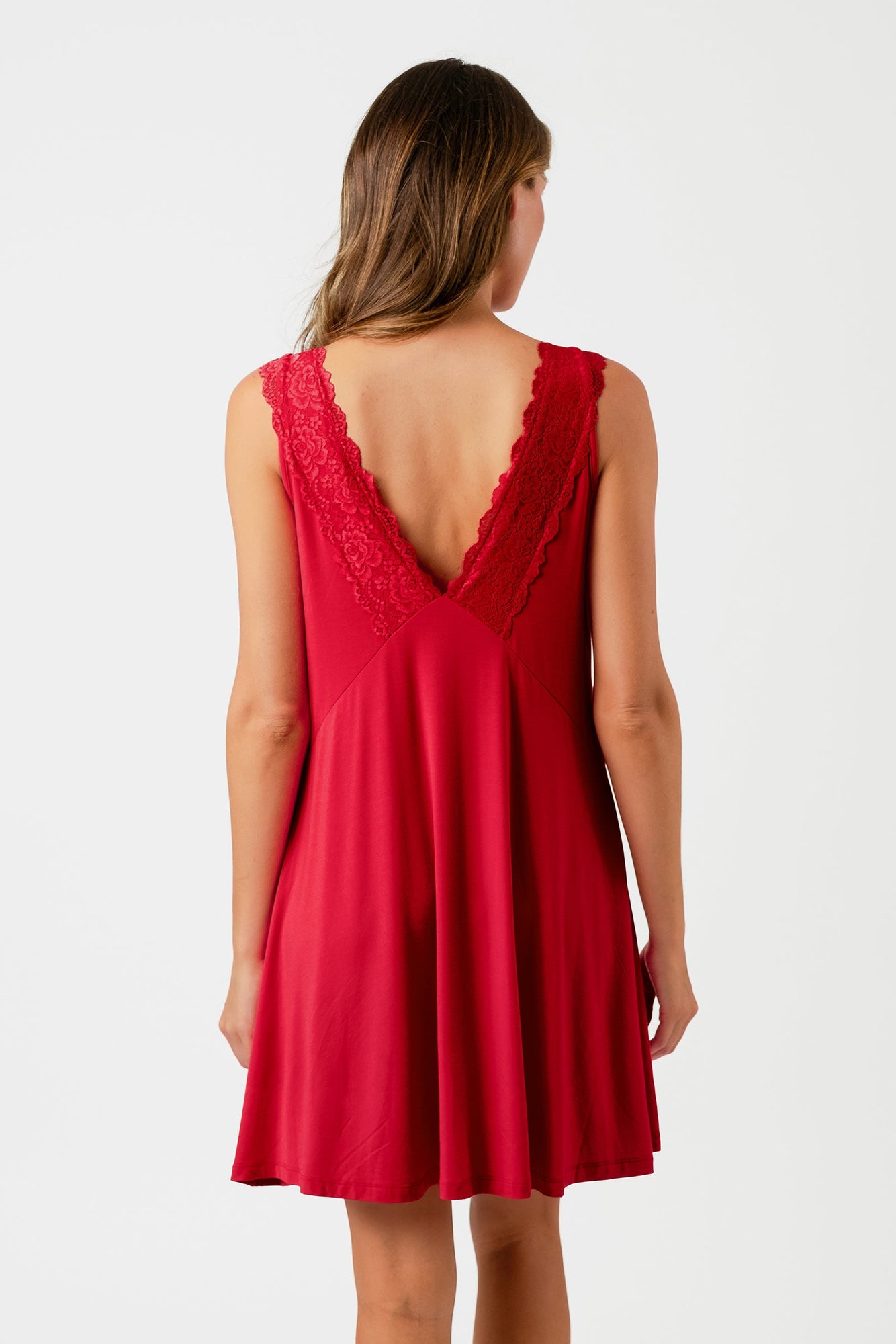 UNE PIECE-Delicate Lace Trim V-Neck Nightie RED