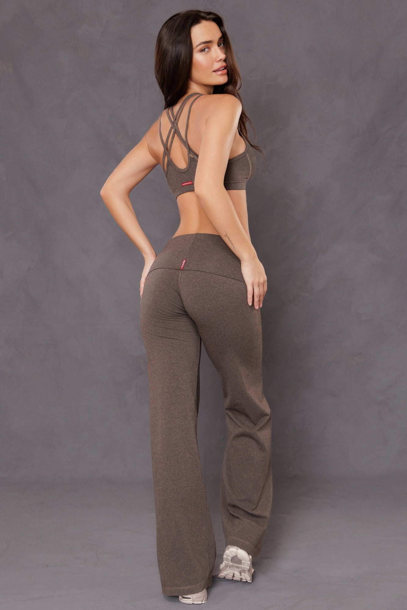Women | Strappy Back Bra | Charcoal/Woodsmoke