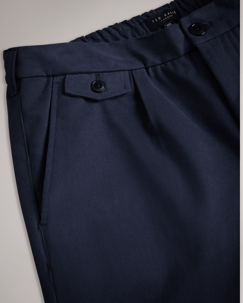 Men | Chunky V Neck Knit | Navy
