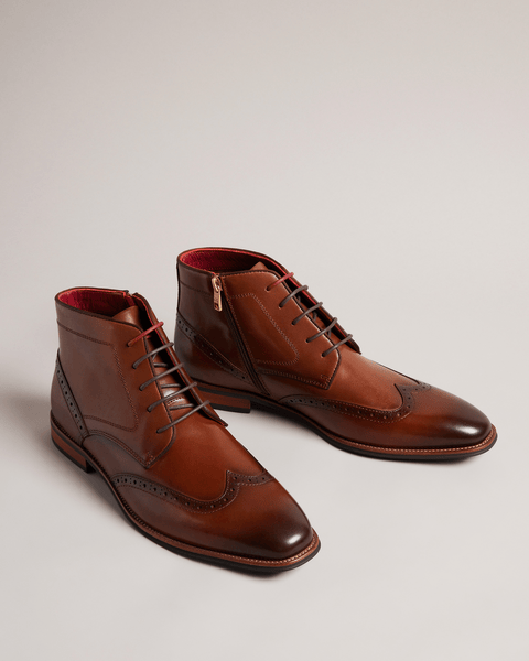 Men | Brogue Chukka Boot | Pale Brown