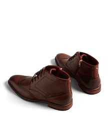 Men | Brogue Chukka Boot | Pale Brown