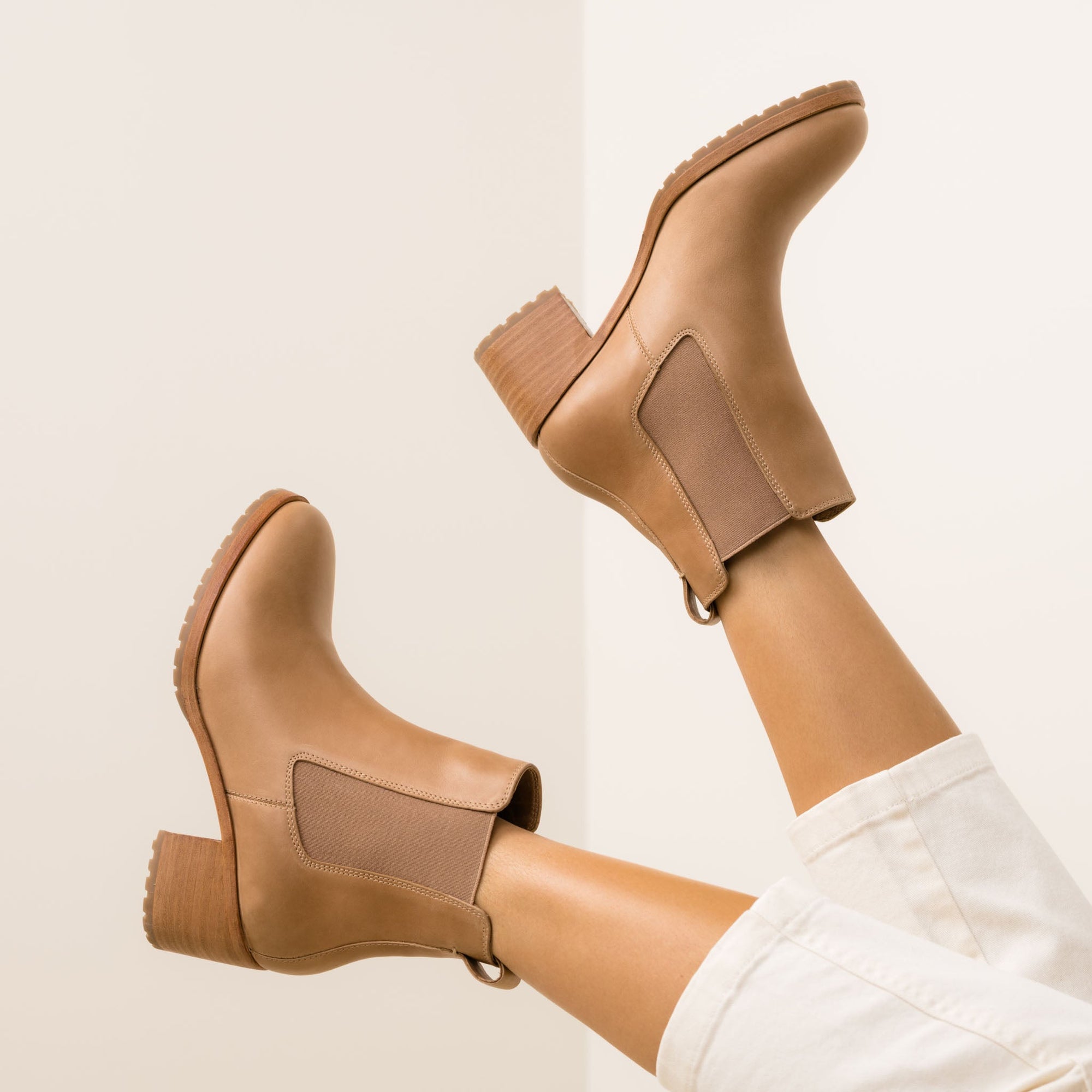 Womens | Ana Go-To Heeled Chelsea Boot | Almond