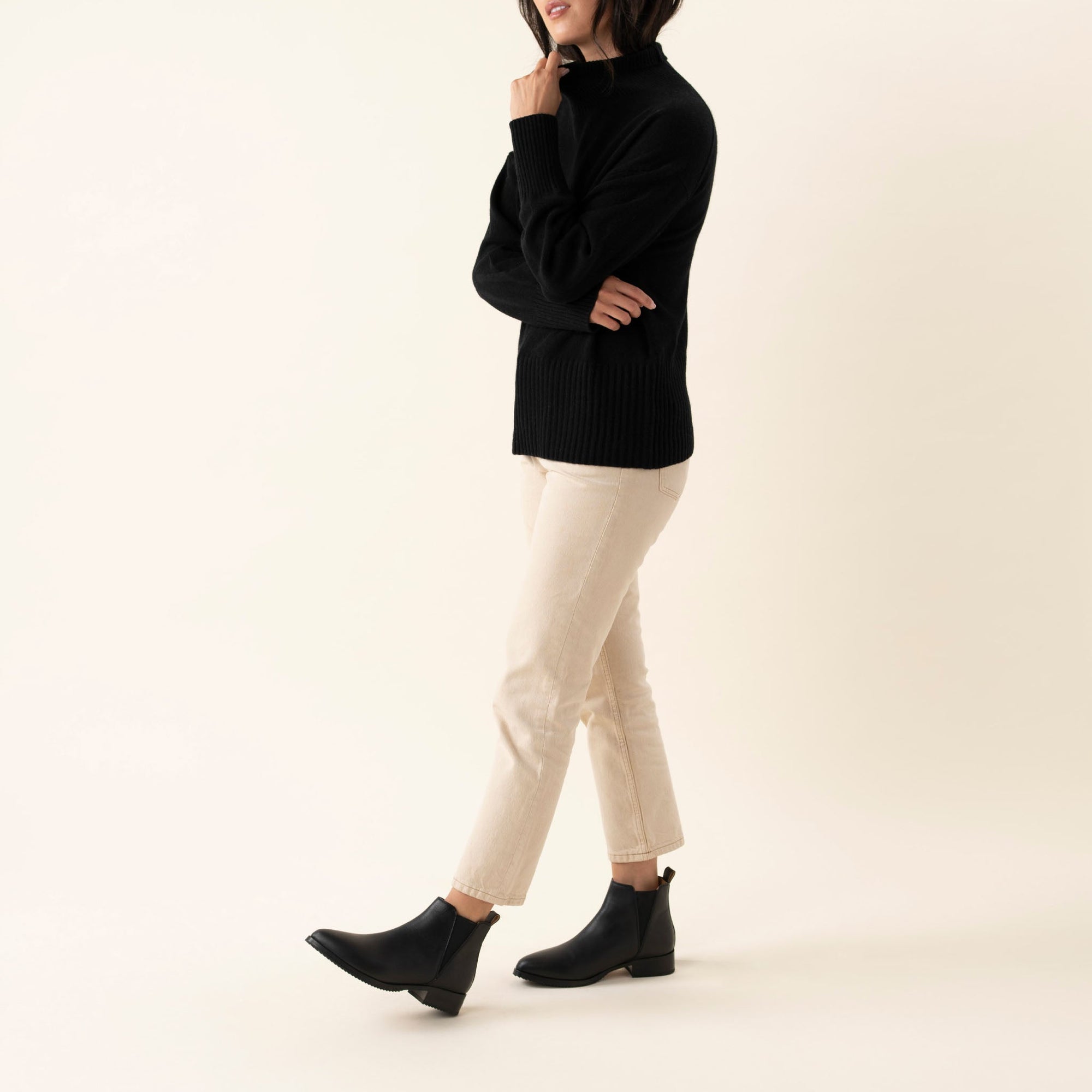 Womens | Eva Everyday Chelsea Boot | Black/Black