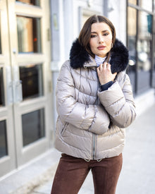 Après-Ski Jacket With Detachable Toscana Lamb Hood Trim | Stone/Black (V3)