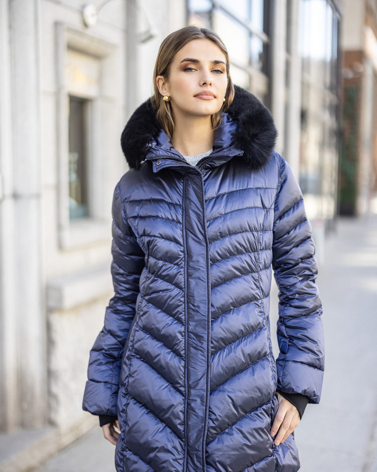 Après-Ski Jacket With Detachable Toscana Lamb Hood Trim | Ocean Blue/Black (V2)