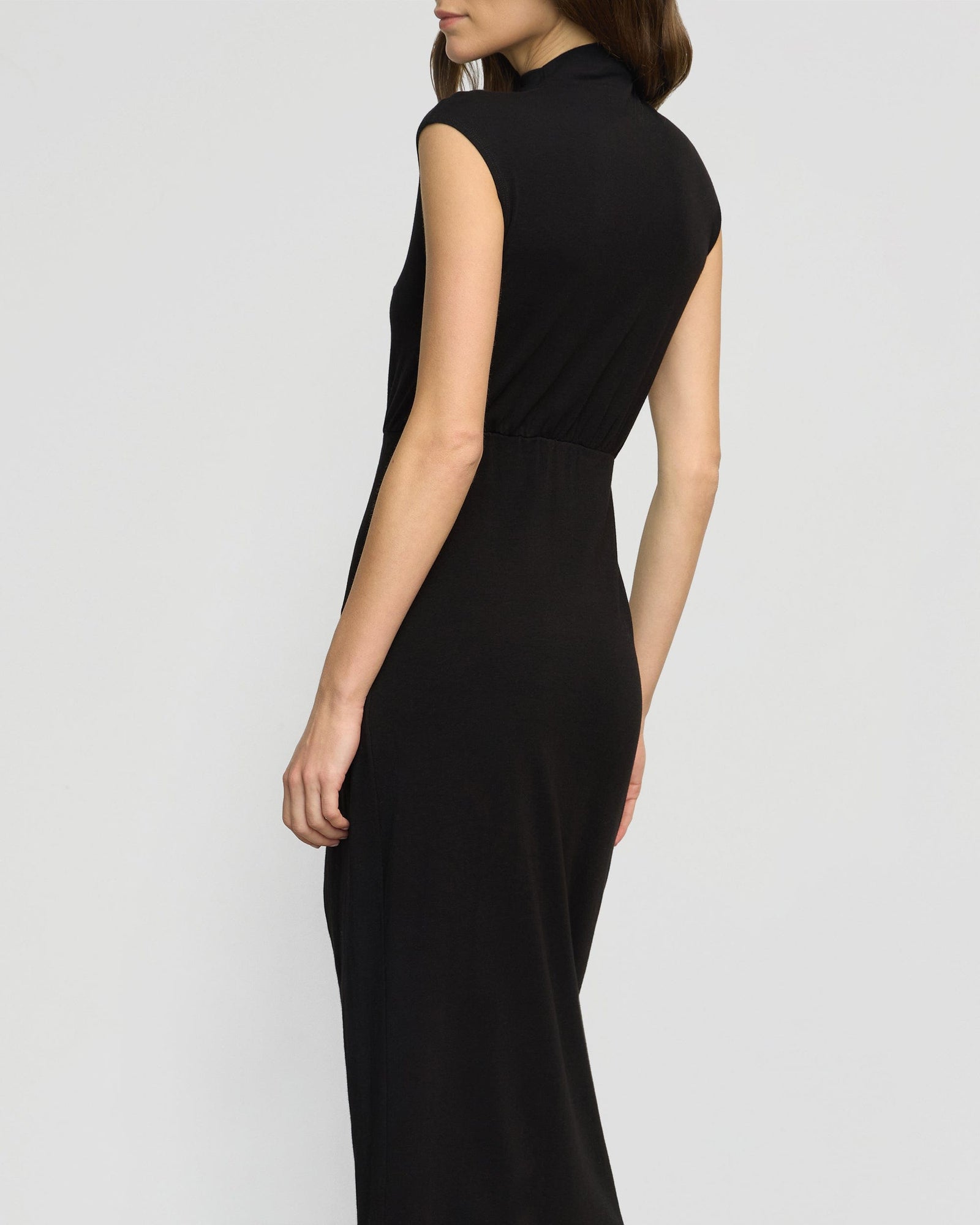 Yimei Mock-Neck Side-Slit Dress | Black